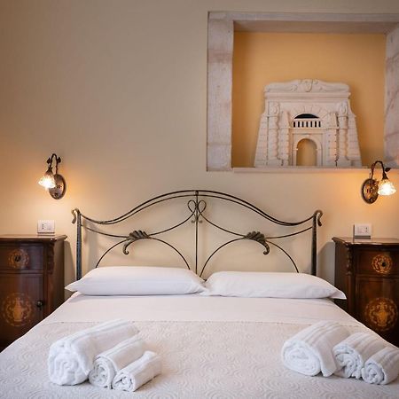 Ares Rooms Ortigia Syracuse Exterior photo
